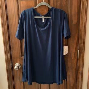 Lularoe Perfect Tee NWT